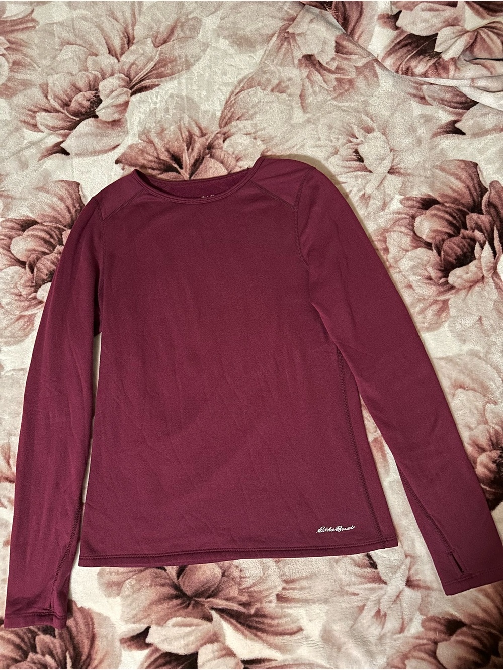 Eddie Bauer Long-Sleeve Crew sweatshirt - Wine color size Small